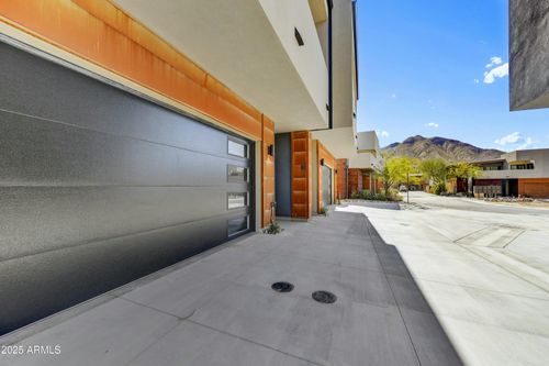 301-6525 E Cave Creek Rd, Cave Creek, AZ, 85331-8721 | Card Image