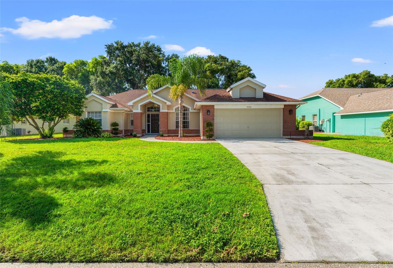 Fox Hollow Ln, Weeki Wachee, FL 34613