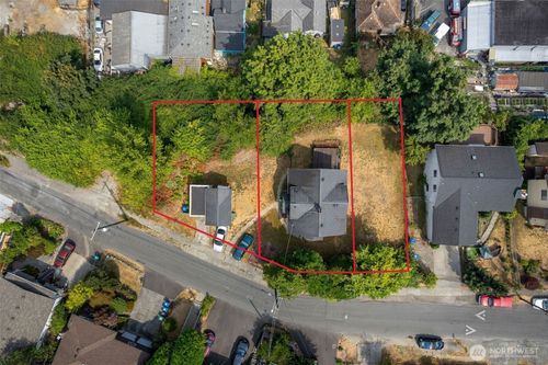 3836 Letitia Ave S, Seattle, WA, 98118-1136 | Card Image