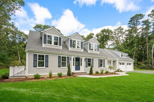 182 Hooppole Rd, Mashpee, MA, 02649-4354 | Card Image