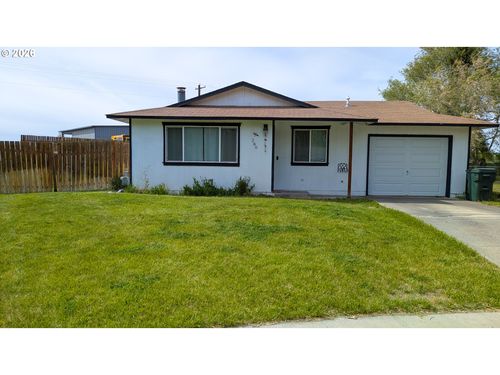 280 Heather Dr, Stanfield, OR, 97875-9702 | Card Image