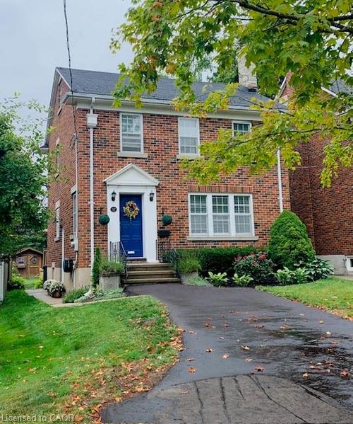 230 Dublin St N, Guelph, ON, N1H4P3 | Card Image