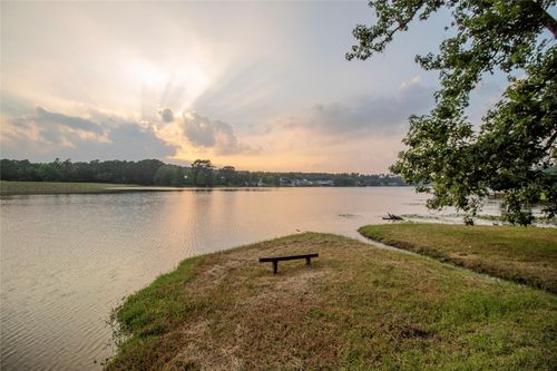 1630 Green Briar Dr, Huntsville, TX, 77340 | Card Image