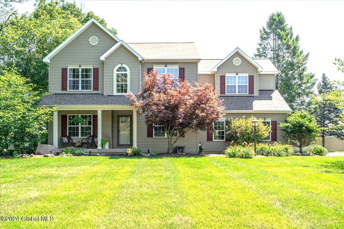 Tern Ct, Rexford, NY 12148