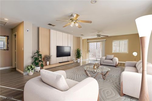 661 Saloon Ct, Henderson, NV, 89011-1821 | Card Image