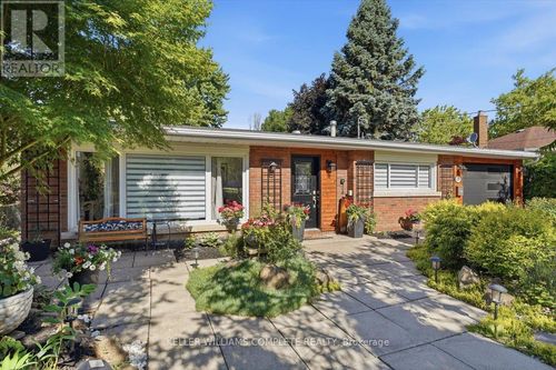 3255 Prior Cres, Niagara Falls, ON, L2J3B2 | Card Image