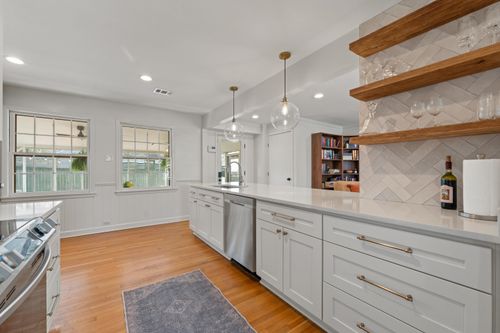 4943 Edenshire Ave, Memphis, TN, 38117-5624 | Card Image