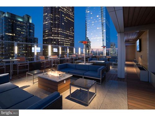 1b922-1815 John F Kennedy Blvd, PHILADELPHIA, PA, 19103-1731 | Card Image