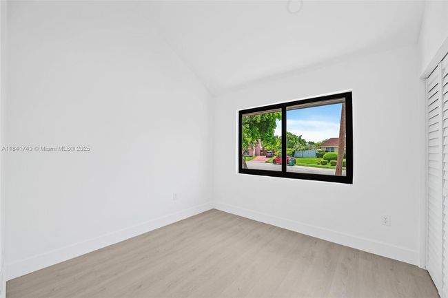 20620 Sw 120 Th Pl, House other with 3 bedrooms, 2 bathrooms and null parking in Miami FL | Image 22