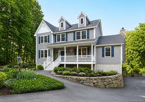 27 Hawleys Corners Rd, Highland, NY, 12528-2716 | Card Image