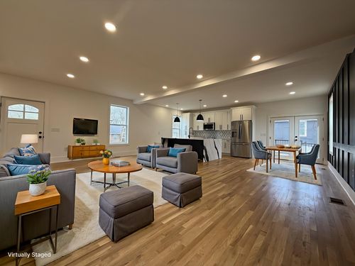 2808 Gear St, Nashville, TN, 37216-3639 | Card Image