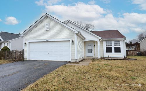444 E Camden Ln, Round Lake Beach, IL, 60073-4888 | Card Image