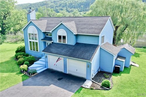 2 Staci Ln, Homer, NY, 13077-1148 | Card Image