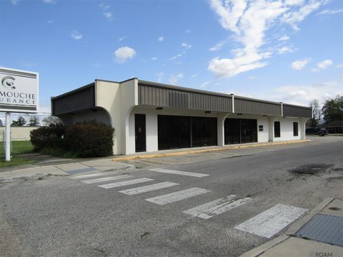 a-516 N Burnside Ave, Gonzales, LA, 70737-2830 | Card Image