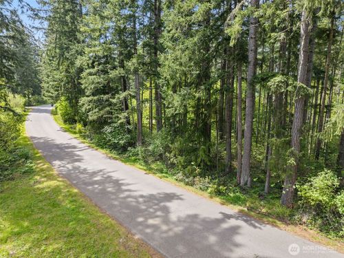 18336 E Clear Lake Blvd Se, Yelm, WA, 98597 | Card Image