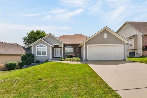 1126 N Glenview Ave, Independence, MO, 64056-4428 | Card Image