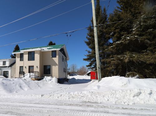 76 Commissioner St, Larder Lake, ON, P0K1L0 | Card Image