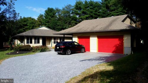 4482 Lower Mountain Rd, NEW HOPE, PA, 18938-9417 | Card Image