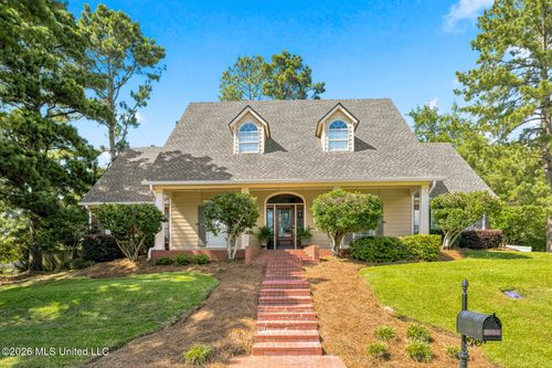 120 Eastpointe Cir, Madison, MS, 39110-7847 | Card Image