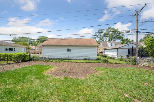 7810 N Neva Ave, House other with 4 bedrooms, 3 bathrooms and 1 parking in Niles IL | Image 46