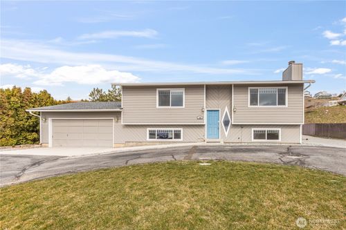 109 Pyramid Place, Chelan, WA, 98816 | Card Image