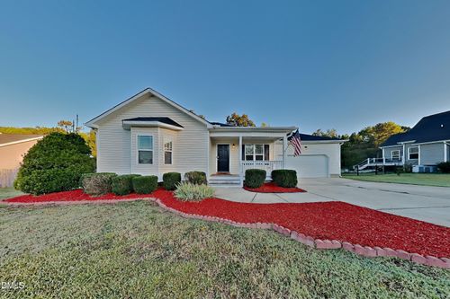 282 Oxfordshire Dr, Fuquay Varina, NC, 27526-5709 | Card Image