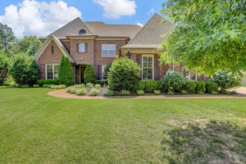 3930 Potter Woods Cv S, Lakeland, TN, 38002-4929 | Card Image