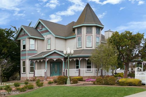 4527 Kapalua Dr, Santa Maria, CA, 93455-6733 | Card Image