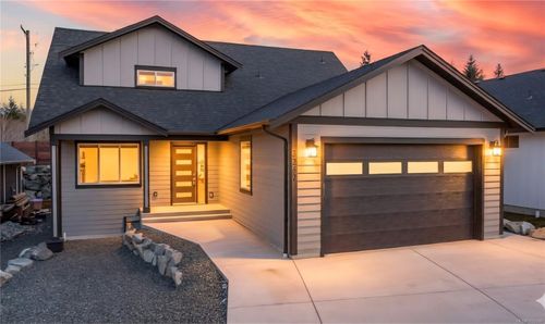 3207 Fernwood Lane, Port Alberni, BC, V9Y0C5 | Card Image