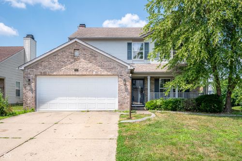 3920 Knapsbury Ln, Indianapolis, IN, 46235-3567 | Card Image