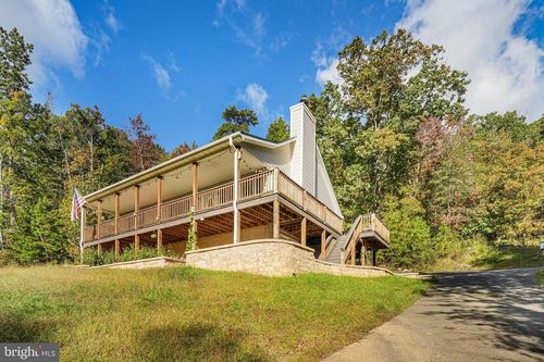 462 Gary Ln, FRONT ROYAL, VA, 22630-2764 | Card Image