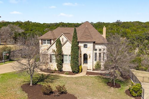 121 Burgess Ln, Austin, TX, 78738-6564 | Card Image