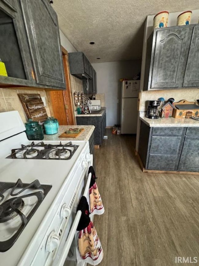 1189 E Vincennes St, House other with 2 bedrooms, 1 bathrooms and null parking in Linton IN | Image 6