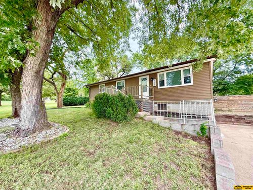 112 S Scott St, Endicott, NE, 68350-3021 | Card Image