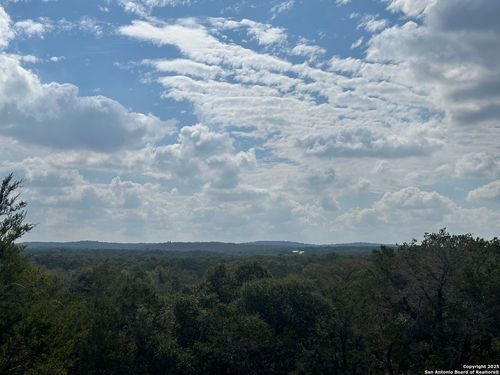 959 Serene Park Dr, Spring Branch, TX, 78070-2309 | Card Image