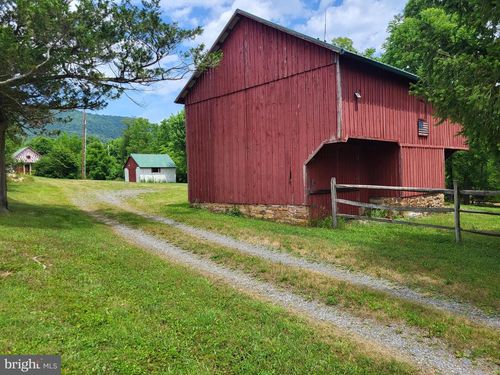 16904 Drifted Ln, AMBERSON, PA, 17210-9603 | Card Image