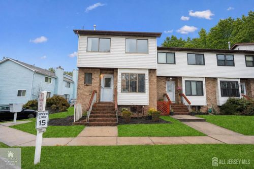 9 Wood Acres Dr, North Brunswick, NJ, 08902-2529 | Card Image