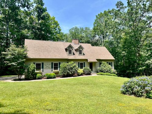 28 Hoop Pole Hill Rd, Chester, CT, 06412-1146 | Card Image