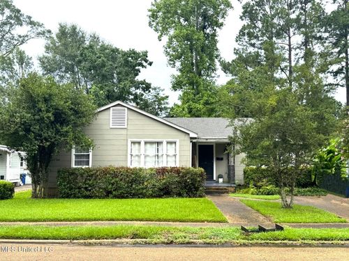 552 Ratcliff Pl, Natchez, MS, 39120-4039 | Card Image