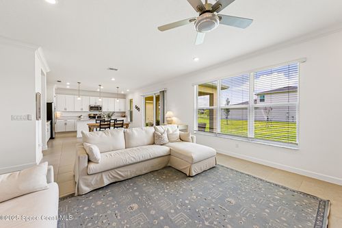 743 Veridian Cir Nw, PALM BAY, FL, 32907-8045 | Card Image