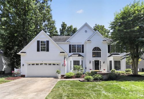 6416 Stargaze Ln, Charlotte, NC, 28269-0802 | Card Image