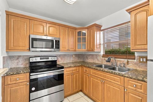 102-705 Lori Dr, Palm Springs, FL, 33461-1285 | Card Image