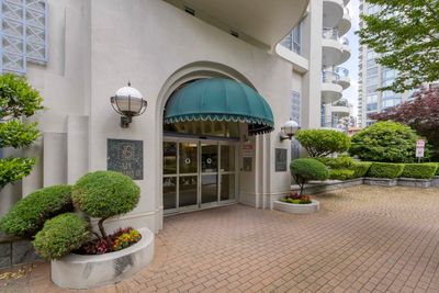 1305 - 739 Princess St, Condo with 2 bedrooms, 2 bathrooms and 2 parking in New Westminster BC | Image 1