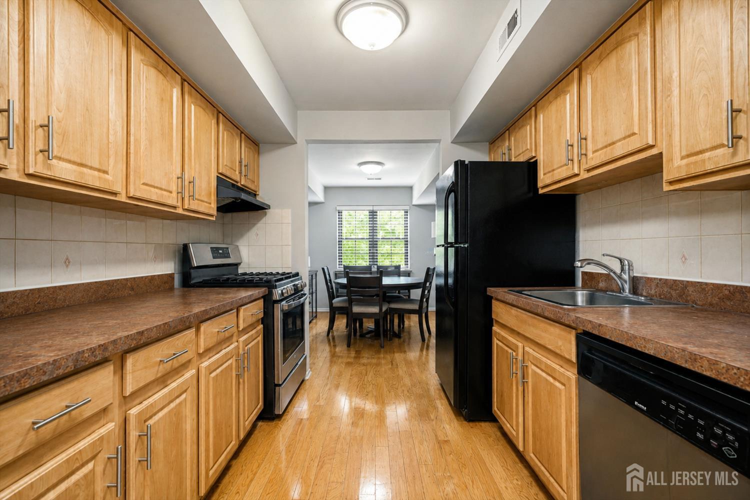 Residential in Woodbridge Proper 3