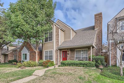 102 - 17715 Windflower Way, Condo with 3 bedrooms, 2 bathrooms and null parking in Dallas TX | Image 2