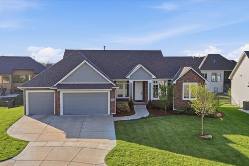 3616 N Crest Ct, Wichita, KS, 67226-1019 | Card Image