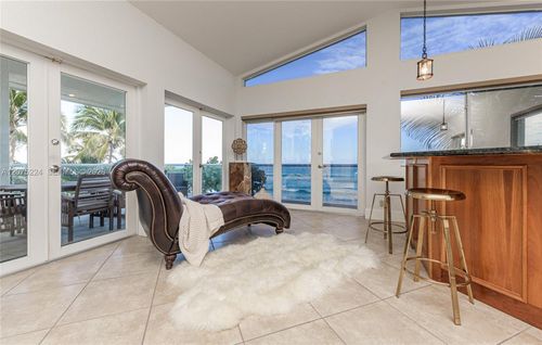 0-302 Balboa St, Hollywood, FL, 33019-4602 | Card Image