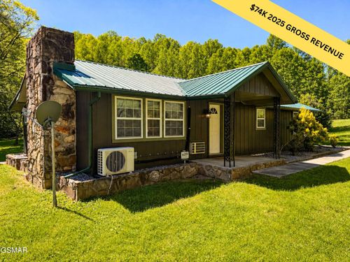 609 Cartertown Rd, Gatlinburg, TN, 37738-5384 | Card Image
