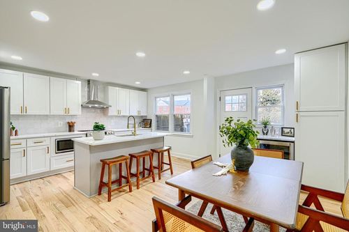 1028 Winsford Rd, TOWSON, MD, 21204-2752 | Card Image