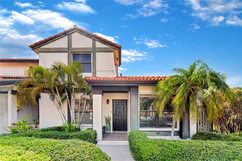 d-95-4885 Sw 152nd Pl, Miami, FL, 33185-4561 | Card Image